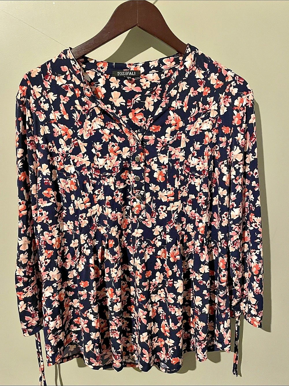 Roz & Ali Floral Button Front Blouse in Blue & Pink Size XL